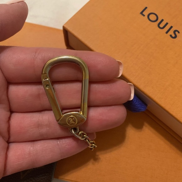 Authentic Louis Vuitton Monogram Key Pouch! - Picture 6 of 8